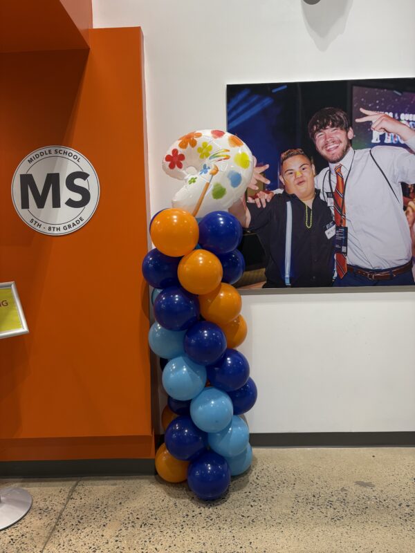 Balloon Column - Image 11
