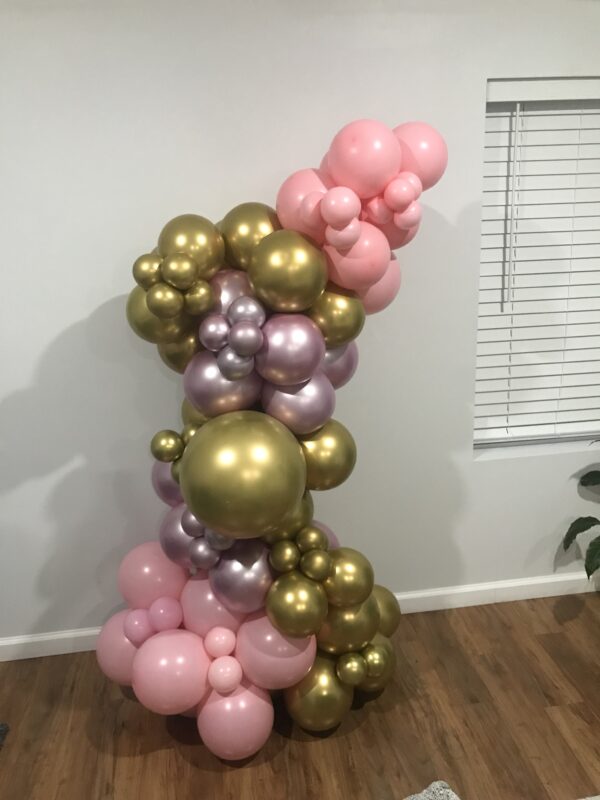 Freestanding Grab and Go Garland - Image 10